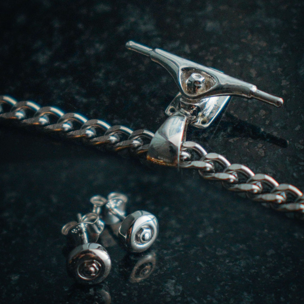 Skateboard Truck & Earrings Bundle (Silver)