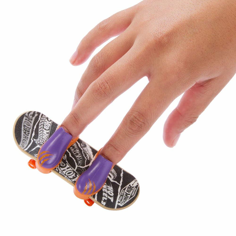 Hot Wheels Finger Skateboard Playset Brand Mattel Kids Toy